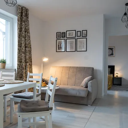 Appartement Clever 2 Kamienica Grochow *