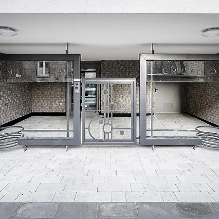 Clever 2 Kamienica Grochow * Warszawa